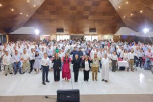 La gobernadora Evelyn Salgado conmemoró el Día de la Santa Cruz con el sector de la construcción en Guerrero 
